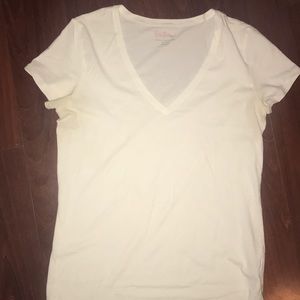 lilly pulitzer white v neck